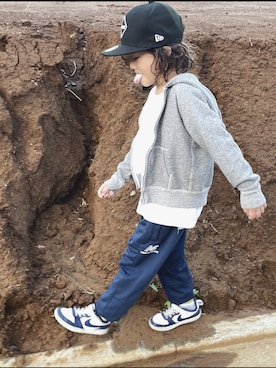 「F.C.Real Bristol for Kids（エフシーレアルブリストルフォーキッズ）のアイテム（帽子）」を使った、バニージョイ☆さん（キッズ・120cm）の秋コーディネート