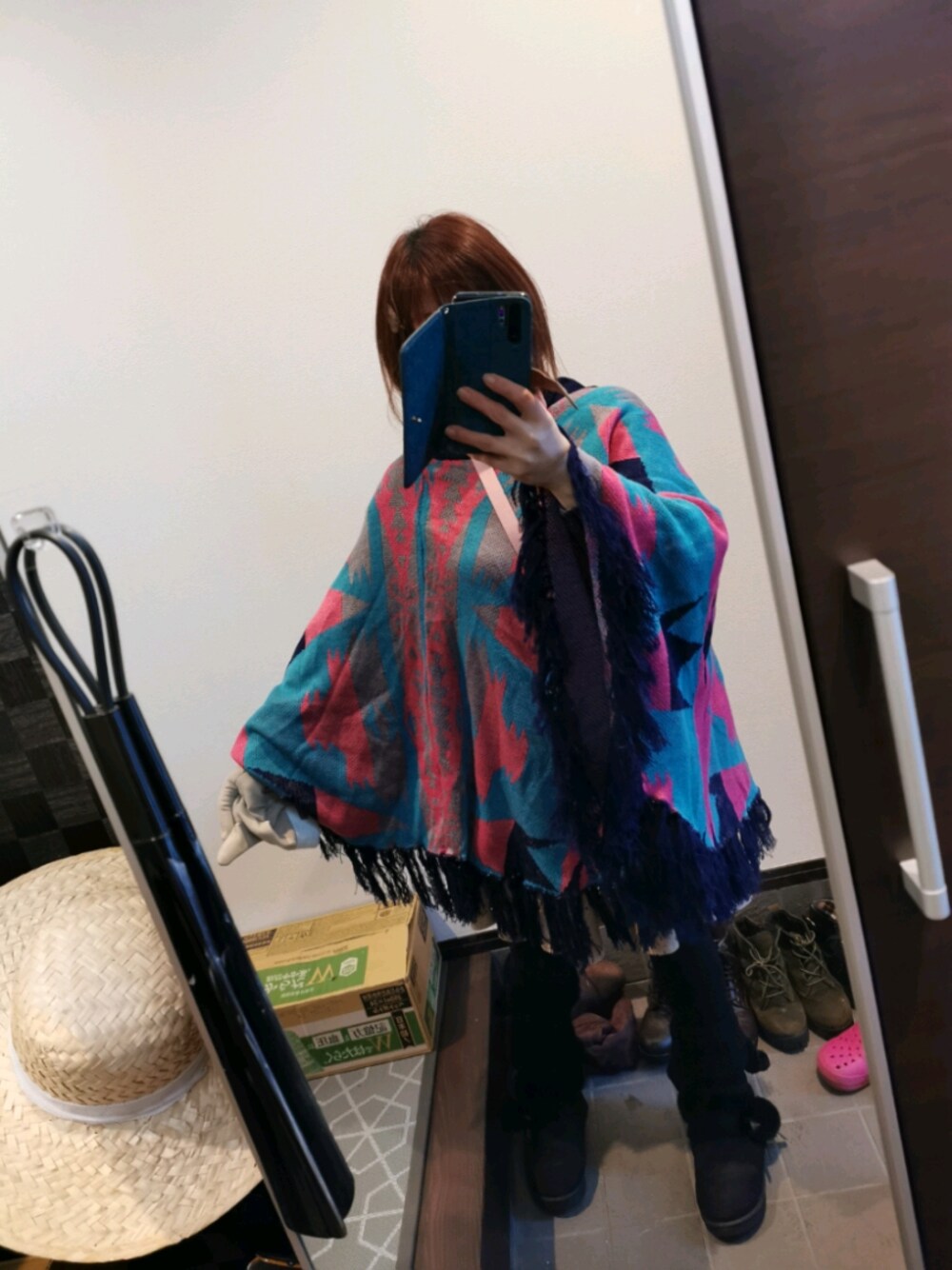「ポンチョ」｜「no brandのアイテム（ポンチョ、ブルー系）」を使った、あかねっとさん（レディース・149cm）の冬コーディネートの1枚目の写真