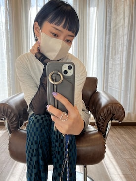「ごきげんウィーク」｜「アイテム（PC・スマホグッズ/家電）」を使った、arinさん（レディース・160cm）の春コーディネート
