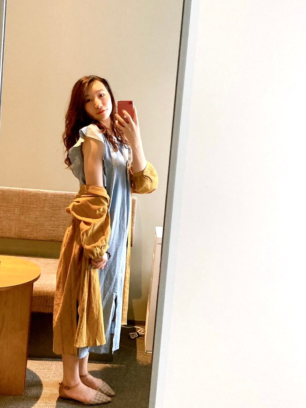 「ラクチンコーデ、ワンピース、ワンピーススタイル、古着、古着コーデ、古着女子、プチプラ、プチプラコーデ、休日コーデ、ロングワンピース、夏コーデ、相互フォロー、いいね返し、フォローミー、おしゃれさんと繋がりたい」｜「UNIQLOのアイテム（その他アウター、イエロー系）」を使った、hanaさん（レディース・158cm）の夏コーディネートの1枚目の写真