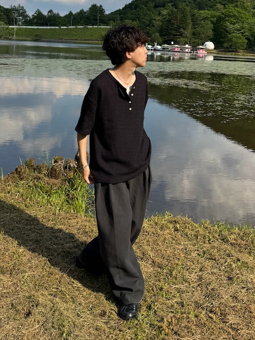 「TODAYFUL(トゥデイフル)のBonding Wide Trousers(その他パンツ)」を使った、りょうさん(メンズ・165cm)の夏コーディネート