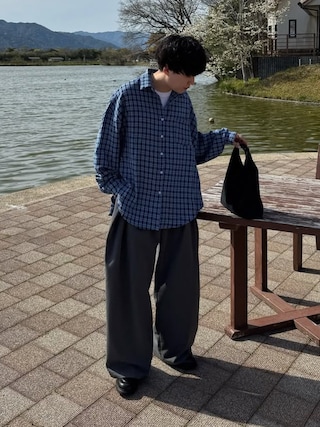 「soerte（ソエルテ）の3tuck Wide Balloon Trousers / 3タックワイドバルーンスラックス（スラックス）」を使った、りょうさん（メンズ・165cm）の夏コーディネート