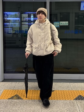 「アイテム（スリッポン）」を使った、りょうさん（メンズ・165cm）の冬コーディネート