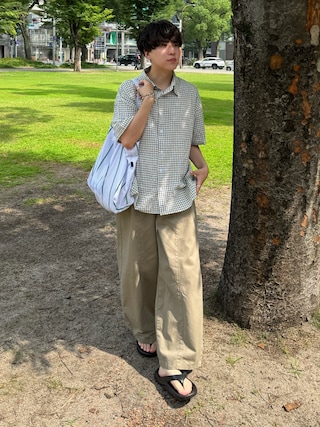 「OOFOS（ウーフォス）の＜OOFOS＞OOriginal サンダル（サンダル）」を使った、りょうさん（メンズ・165cm）の夏コーディネート