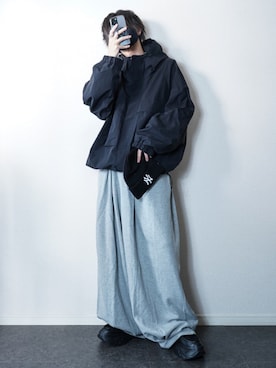 「アイテム（スウェットパンツ、グレー系）」を使った、TJさん（メンズ・177cm）の秋コーディネート