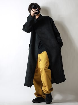 「マスタード」｜「アイテム（チェスターコート）」を使った、TJさん（メンズ・177cm）の秋コーディネート