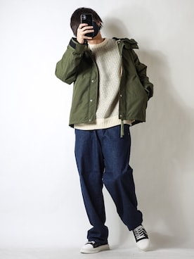 「URBAN RESEARCH Sonny Label（アーバンリサーチサニーレーベル）のアイテム（マウンテンパーカー）」を使った、TJさん（メンズ・177cm）の冬コーディネート