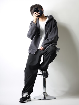 「re_k by JUNRED（レクバイジュンレッド）のアイテム（パーカー）」を使った、TJさん（メンズ・177cm）の秋コーディネート