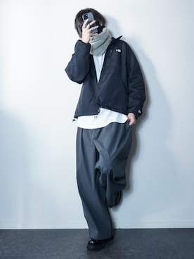 「アイテム（ネックウォーマー/スヌード）」を使った、TJさん（メンズ・177cm）の冬コーディネート