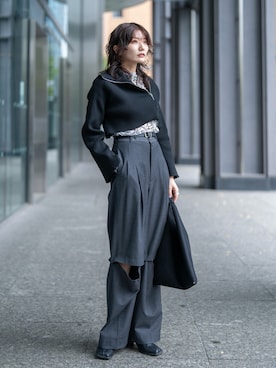 「アイテム（スラックス）」を使った、Yurinaさん（レディース・166cm）の秋コーディネート