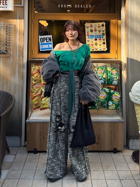 「アイテム（ネックレス）」を使った、Yurinaさん（レディース・166cm）の秋コーディネート