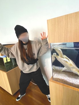 「FOG ESSENTIALS（エフオージーエッセンシャルズ）のアイテム（スウェット）」を使った、N子さん（レディース・162cm）の冬コーディネート