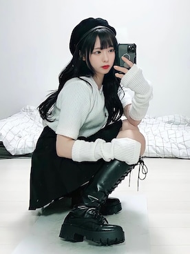 「WOOALONG（ウアロン）のアイテム（アクセサリー）」を使った、미카(ミカ)さん（レディース・157cm）の冬コーディネート