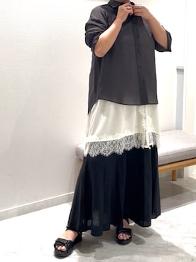 「GLOBAL WORK（グローバルワーク）のアイテム（シャツ/ブラウス、グレー系）」を使った、sakissさん（レディース・164cm）の春コーディネート