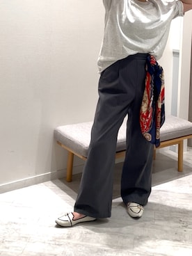 「GLOBAL WORK（グローバルワーク）のアイテム（Tシャツ/カットソー、グレー系）」を使った、sakissさん（レディース・164cm）の春コーディネート