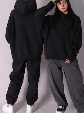 「FOG ESSENTIALS（エフオージーエッセンシャルズ）のアイテム（パーカー）」を使った、【BAYBLO】Officialさん（メンズ・172cm）の春コーディネート