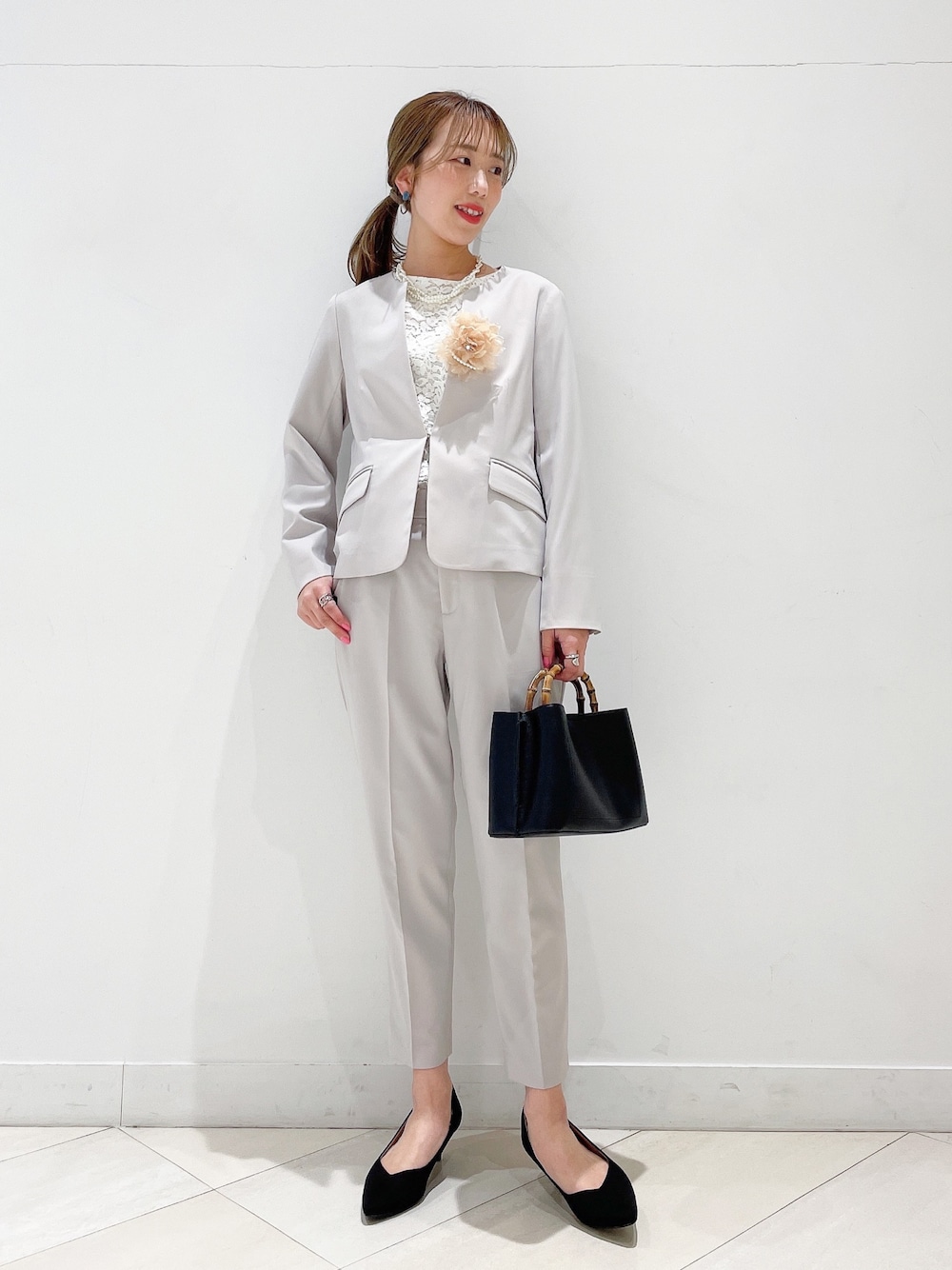 洗えるWクロスノーカラージャケット/236481を使った人気ファッション