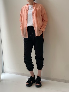 「nissen（ニッセン）の高身長　着心地ラクチンボリュームカットソージョガーパンツ（セットアップ対応）丈長め・トールサイズ（パンツ、ブラック系）」を使った、PPさん（レディース・173cm）の春コーディネート