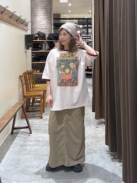 「アイテム（ジャンパースカート、イエロー系）」を使った、RENAさん（レディース・153cm）の春コーディネート