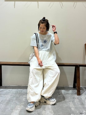 「アイテム（スニーカー）」を使った、RENAさん（レディース・153cm・40代）の夏コーディネート
