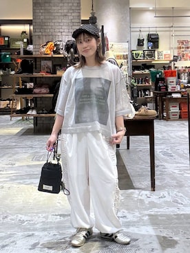 「adidas（アディダス）の【adidas Originals】Taekwondo Lace（スニーカー、ゴールド系）」を使った、RENAさん（レディース・153cm）の春コーディネート