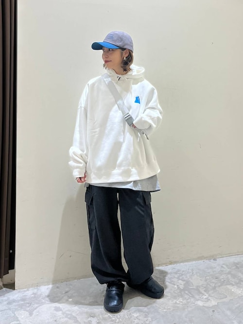 【新品未使用】SHINee コラボ　セサミストリート　レア　パーカー＆タオル SESAME STREET(セサミストリート)】コラボ 裏毛パーカー