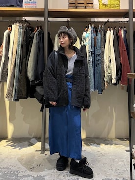 「アイテム（モカシン/デッキシューズ）」を使った、RENAさん（レディース・153cm）の秋コーディネート