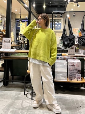 「niko and...（ニコアンド）のアイテム（ハンドバッグ）」を使った、RENAさん（レディース・153cm）の冬コーディネート