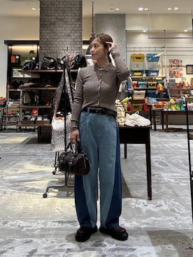 「アイテム（ボストンバッグ）」を使った、RENAさん（レディース・153cm・40代）の秋コーディネート