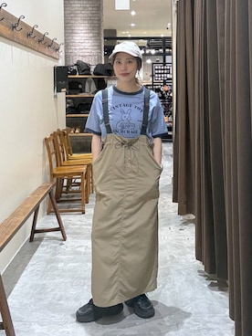 「niko and...（ニコアンド）の[MODE NORM CORE] メランジリンガークルーTシャツ（T恤/上装、ブルー系）」を使った、RENAさん（レディース・153cm）の春コーディネート