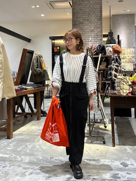 「アイテム（エコバッグ/サブバッグ）」を使った、RENAさん（レディース・153cm）の秋コーディネート