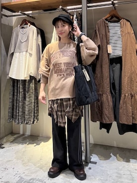 「アイテム（キャスケット）」を使った、RENAさん（レディース・153cm）の秋コーディネート