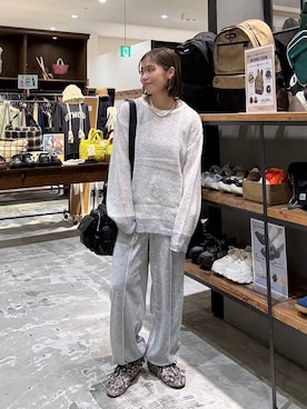 「アイテム（モカシン/デッキシューズ）」を使った、RENAさん（レディース・153cm・40代）の秋コーディネート