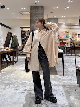 「niko and...（ニコアンド）のオリジナル2WAYテープトートバッグ（トートバッグ）」を使った、RENAさん（レディース・153cm）の秋コーディネート