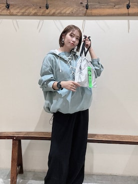 「アイテム（スウェットパンツ）」を使った、RENAさん（レディース・153cm・40代）の夏コーディネート