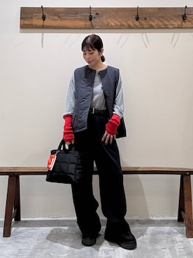 「アイテム（ダウンベスト）」を使った、RENAさん（レディース・153cm）の秋コーディネート