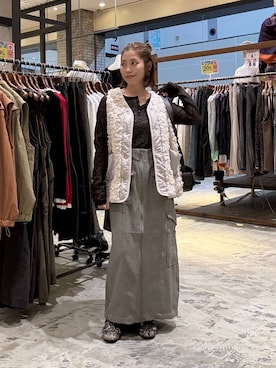 「アイテム（モカシン/デッキシューズ）」を使った、RENAさん（レディース・153cm・40代）の秋コーディネート