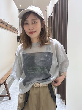 「niko and...（ニコアンド）のオリジナルメッシュベルト（皮带、ベージュ系）」を使った、RENAさん（レディース・153cm）の春コーディネート