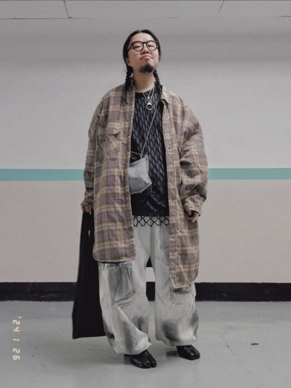 レイヤードコーデに♪【Dries Van Noten】Pattern トップス DRIES VAN NOTENのその他トップスを使った人気ファッション