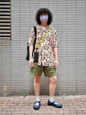 「NAISSANCE（ネサンス）のアイテム（パンツ）」を使った、Paak Chanさん（メンズ・172cm）の春コーディネート