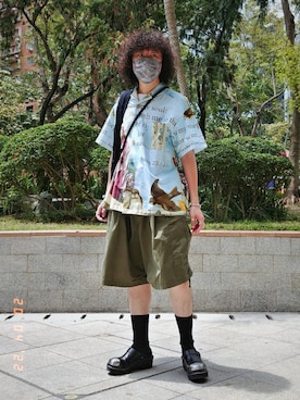「LEH（レー）のアイテム（バッグ）」を使った、Paak Chanさん（メンズ・172cm）の春コーディネート