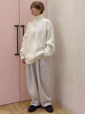 「アイテム（スウェットパンツ）」を使った、K.さん（レディース・158cm・30代）の冬コーディネート