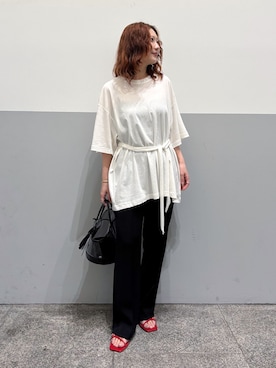 「SLOBE IENA（スローブイエナ）の《WEB限定/4サイズ展開/追加》ピンタックセミフレアパンツ（その他パンツ、ブラック系）」を使った、ainaさん（レディース・152cm）の春コーディネート