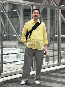 「EDIFICE（エディフィス）のPK パターン 3D フィットトラウザー（その他パンツ、グレー系）」を使った、もくめさん（メンズ・177cm）の春コーディネート
