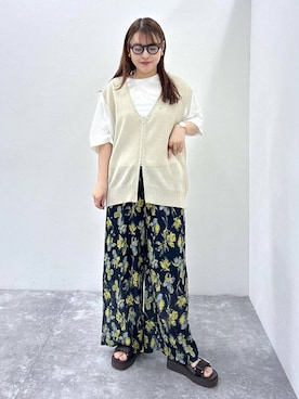 「LEPSIM（レプシィム）の楊柳柄イージーパンツ　290321（その他パンツ、ブルー系）」を使った、Nozomiさん（レディース）の春コーディネート