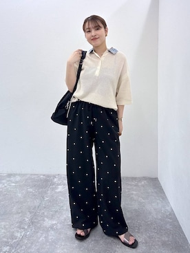「LEPSIM（レプシィム）のドット刺繍パンツ　646561（その他パンツ、ブラック系）」を使った、Nozomiさん（レディース）の春コーディネート