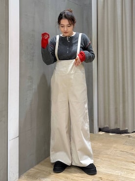 「アイテム（サロペット/オーバーオール）」を使った、Nozomiさん（レディース・160cm）の冬コーディネート