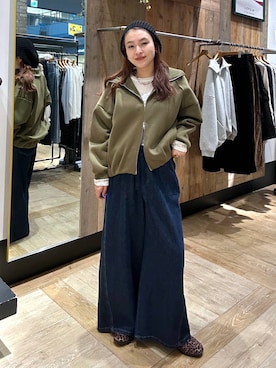 「LEPSIM（レプシィム）のイージーバレエスニーパー　1042670（パンプス、その他）」を使った、Nozomiさん（レディース）の秋コーディネート