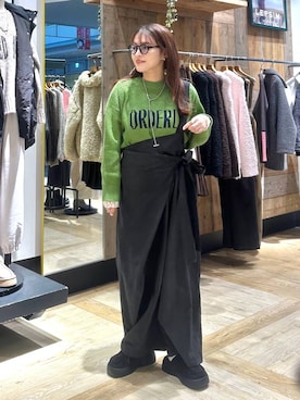 「アイテム（つなぎ/オールインワン）」を使った、Nozomiさん（レディース・160cm）の秋コーディネート