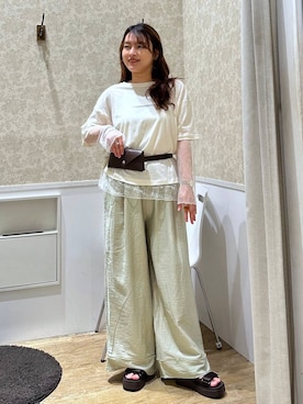 「LEPSIM（レプシィム）のサテン厚底サンダル　685849（サンダル、ブラウン系）」を使った、Nozomiさん（レディース）の夏コーディネート